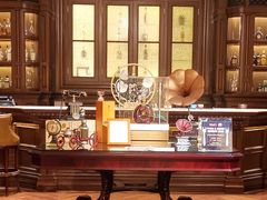 -Salon de Ville浦江汇(上海外滩华尔道夫酒店店)