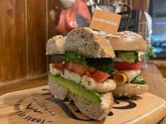 -Catch Bagel(芳草地店)