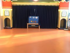 -小门牙好性格托育(北外滩中心)