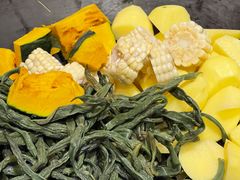 -粘豆包铁锅炖二部(温泉街店)