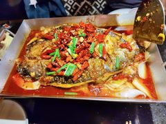 -鸣记脆皮烤鱼·海鲜烤鱼(亿合城店)