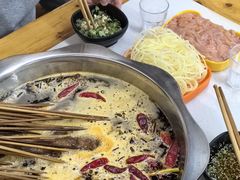 -李记串串香(李子坝店)