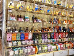 -VENCHI 闻绮(北京国贸商城店)