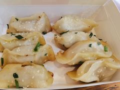 牛肉鍋貼-小姜锅贴(凤凰街店)