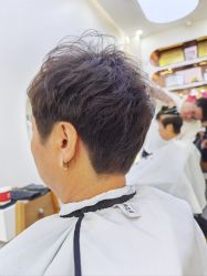 -MOVAN  HAIR莫凡匠人发型屋