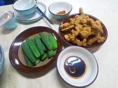 芥末秋葵-猪三哥肥肠鸡川菜小炒