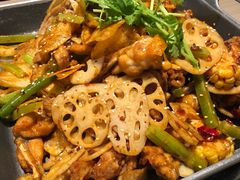 -精悦蓉(松江万达广场店)