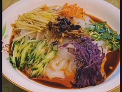 东北肉丝大拉皮-福春居饺子楼(创业路店)