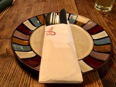 -SISTERS BAR RESTAURANT川意酒馆(嘉善老市H楼店)