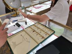 点击看大图 -Cindy Jewelry·钻戒·彩色宝石