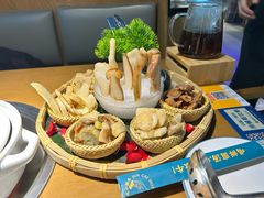 -菌彩云南野生菌火锅(万达广场店)