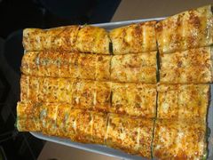 -街角等你.大连海鲜烧烤.经典铁板海鲜串(西安路店)