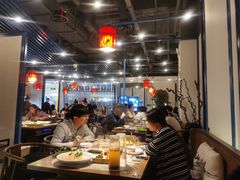 大堂-尚尚仙·酸汤猪手·猪肚鸡火锅(华联万柳购物中心店)