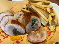 -六泰居·尔滨地标·东北菜(松北店)