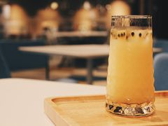 百香果乳酸君-Hiwork cafe(新街高和店)