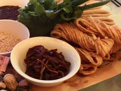 -一家人(凯旋路店)