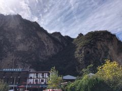 -百里峡七彩艺术小镇