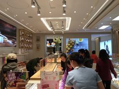 -好利来(东四店)