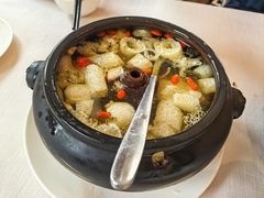 四小时干蒸蒸馏时令鲜菌汽锅鸡-云腾食府·云南菜