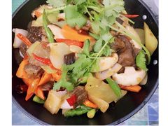 -乡土特色.冷锅鱼.牦牛肉汤锅