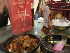 -梓檚中餐厅湖北菜小龙虾武昌鱼排骨藕汤(黄鹤楼店)