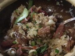 腊肠叉烧煲仔饭-壹煲口福煲仔饭(中山路店)