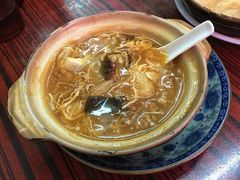 招牌海参花胶大只翅-添發碗仔翅美食