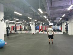 -FIGHTMAN格斗俱乐部(长宁临空店)