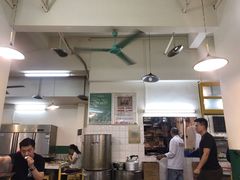 大堂-石灰市老火锅(北滨路店)