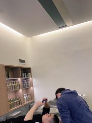 -环球蝶上美业连锁