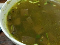 鸡鸭血汤-黄阿姨锅贴大王(万航渡路店)