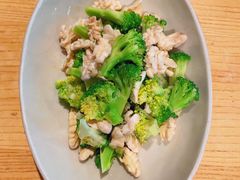 西蓝花拌桃仁-赤宴·川菜(玉林店)