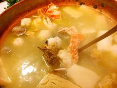 -鲜入围煮花胶鸡海鲜火锅