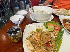 -Dang restaurant (patong phuket)