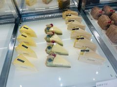 -诺嘉甜品(世贸店)
