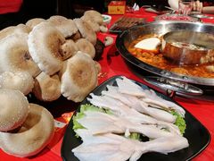 -谭鸭血老火锅(漳州路店)