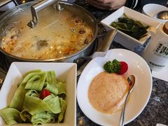 -一席地·本地鸡窝·杭帮鸡火锅(萧山银隆百货店)