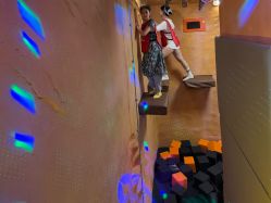 -探奇游乐园(烟台大悦城店)