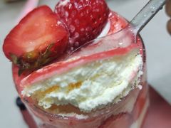 -顶东面包花园·生日蛋糕(太平店)