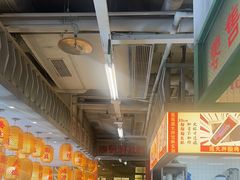 -红九格老火锅(三峡广场店)