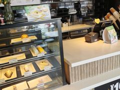 面包甜点陈列柜-麦当劳(健德桥得来速店)