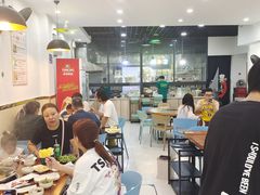 -老何家后安粉·糟粕醋海鲜火锅(三亚湾椰梦长廊店)