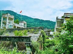 -四川汶川特大地震漩口中学遗址