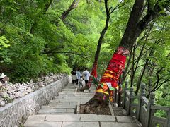-九鼎铁刹山风景区