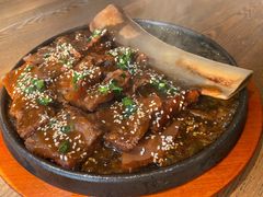 -蜜桃餐厅·伴山(湖滨商业街店)