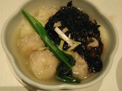 鲜虾紫菜云吞-八月花(旺角朗豪坊店)