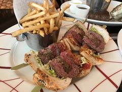 -db Bistro & Oyster Bar by Daniel Boulud(滨海湾金沙店)