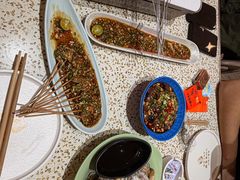 -小董哥烤串·爆汁大油边(故宫店)