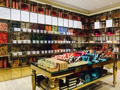 -VENCHI 闻绮(北京国贸商城店)