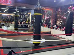 -天行健连锁游泳健身(新香洲店)